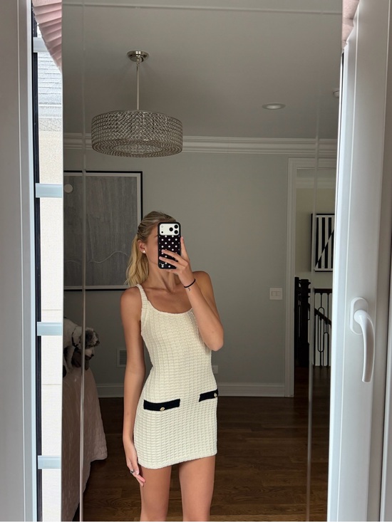 Zara Dresses & Skirts - Zara Cream Knit Mini Dress with Black Pocket Trim